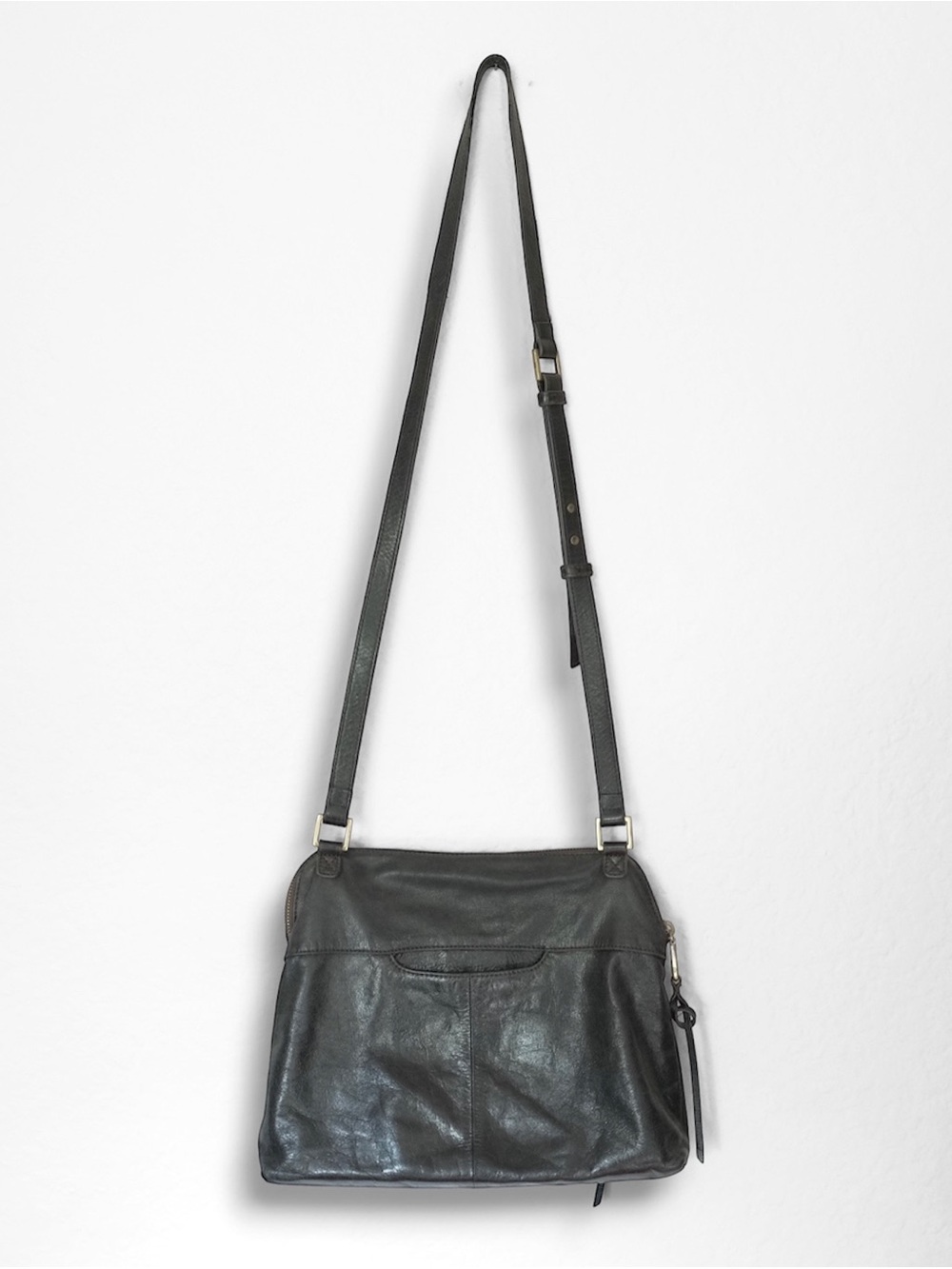 HOBO Black Genuine Leather Crossbody Bag Slouchy Zip Pockets Adjustable